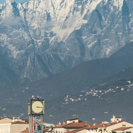 In Guest - Facing The Sea Guest house Viareggio